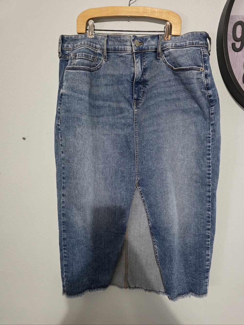 #2#3 ❤️Torrid Midi Front Slit Jean Skirt